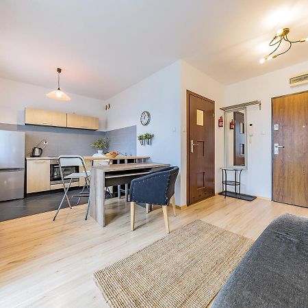Apartament Z Balkonem I Bezplatnym Parkingiem Gdańsk Exteriör bild