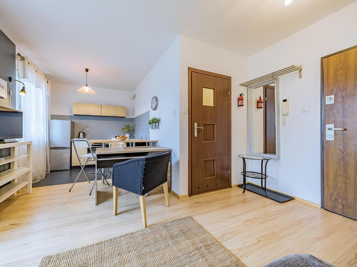 Apartament Z Balkonem I Bezplatnym Parkingiem Gdańsk Exteriör bild
