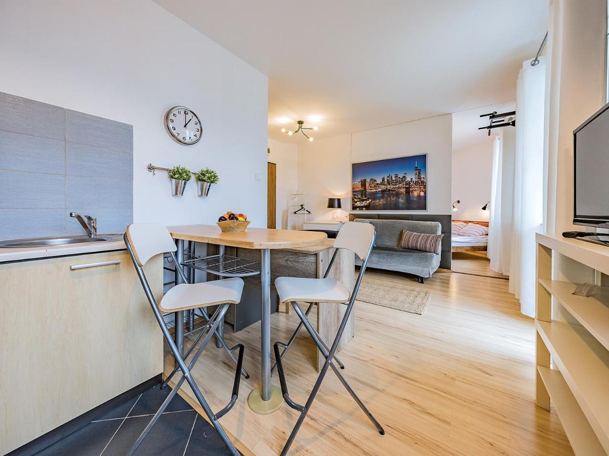 Apartament Z Balkonem I Bezplatnym Parkingiem Gdańsk Exteriör bild
